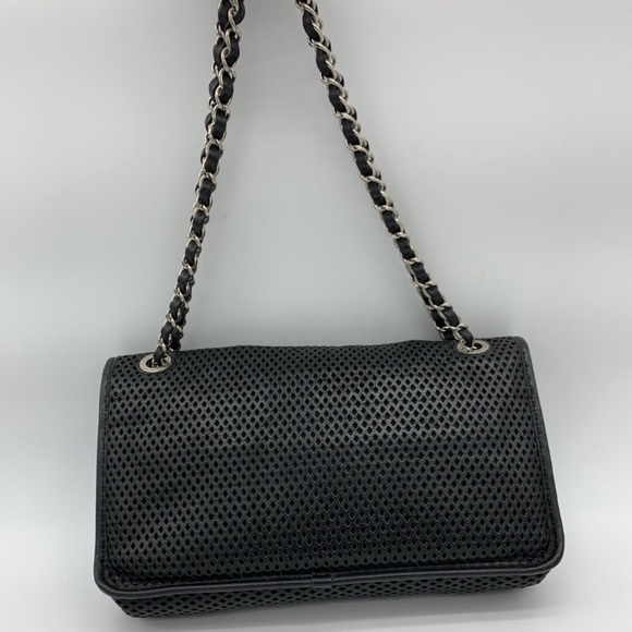 Chanel bag - Picture 3 of 5